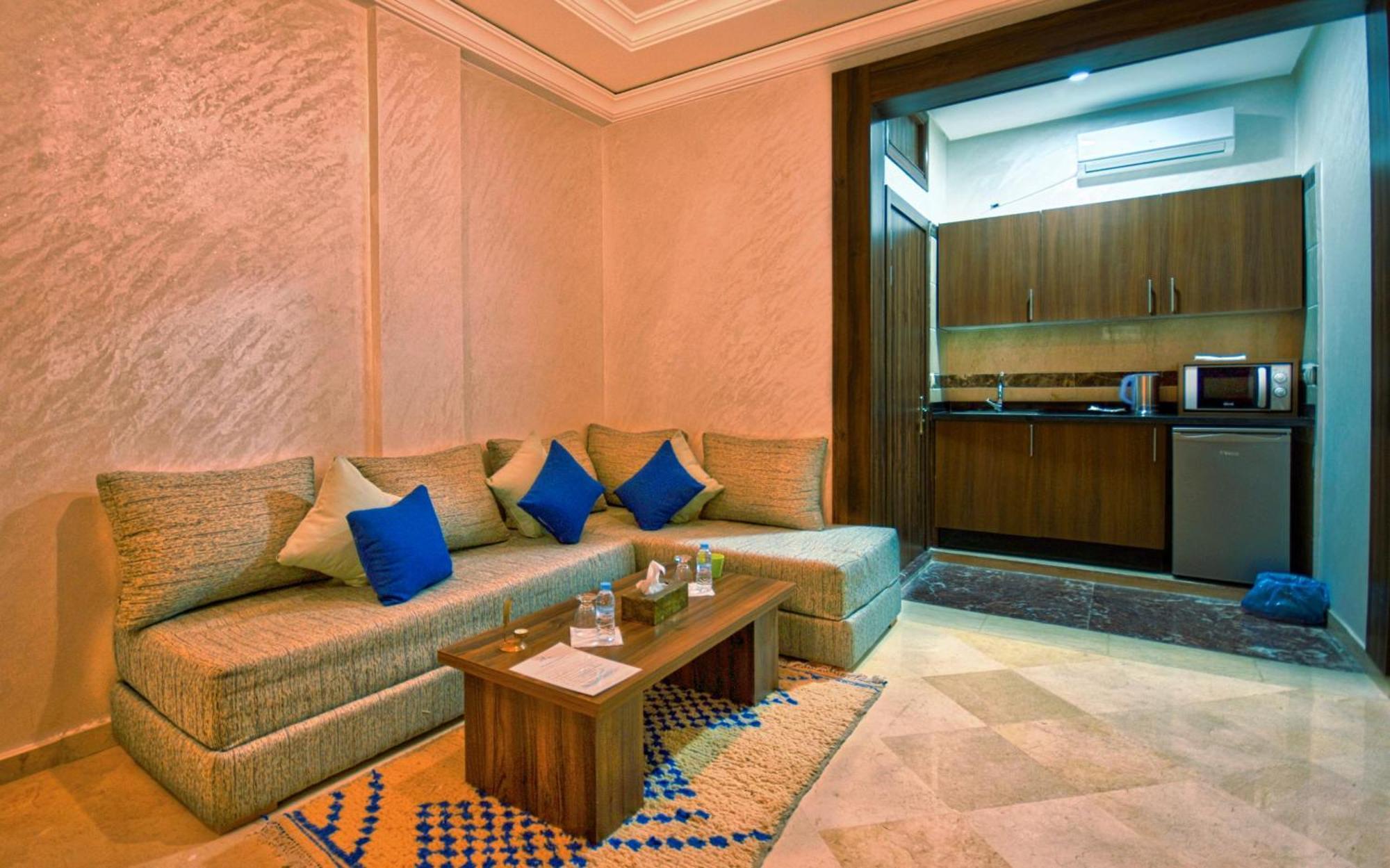 Blue Wave Lodge Agadir n'Ait Sa Стая снимка