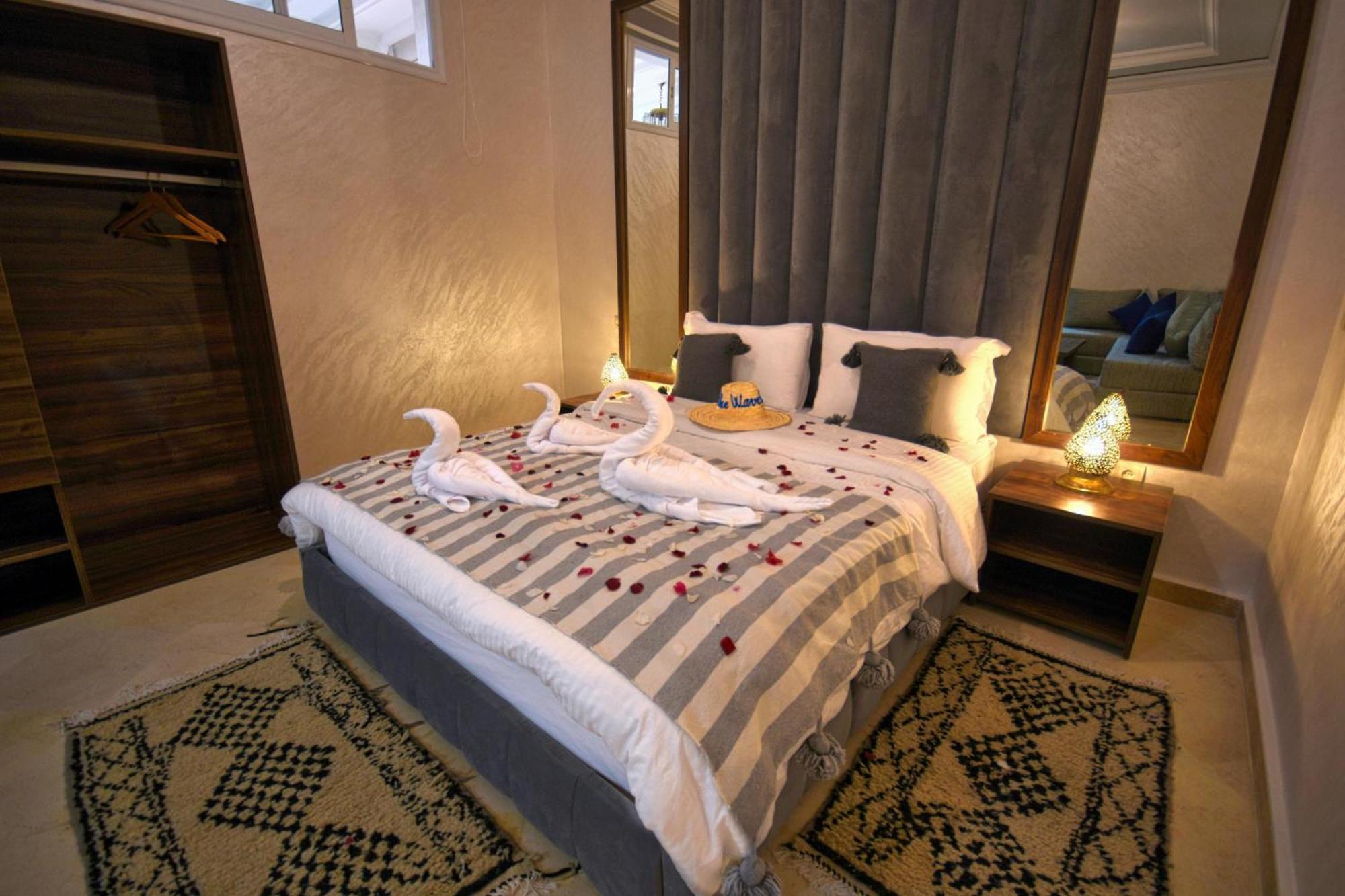 Blue Wave Lodge Agadir n'Ait Sa Стая снимка