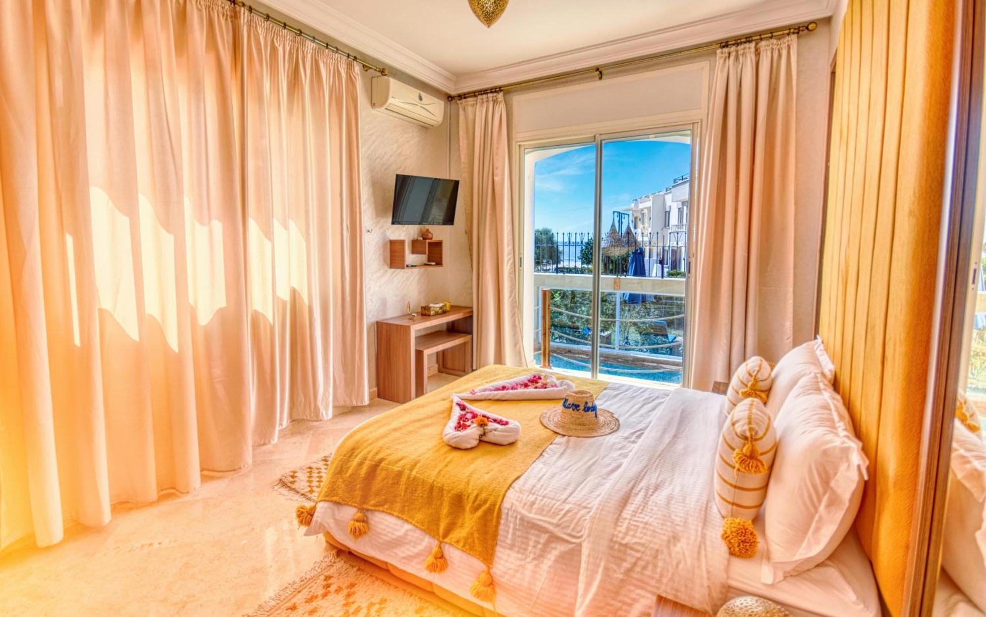 Blue Wave Lodge Agadir n'Ait Sa Стая снимка